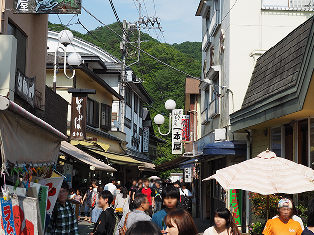 長瀞岩畳商店街