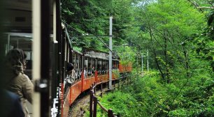 黒部峡谷鉄道が小学生(6歳以上12歳未満)の トロッコ電車運賃が期間中無料になる 「夏休みこどもデー」を実施中！！サムネイル